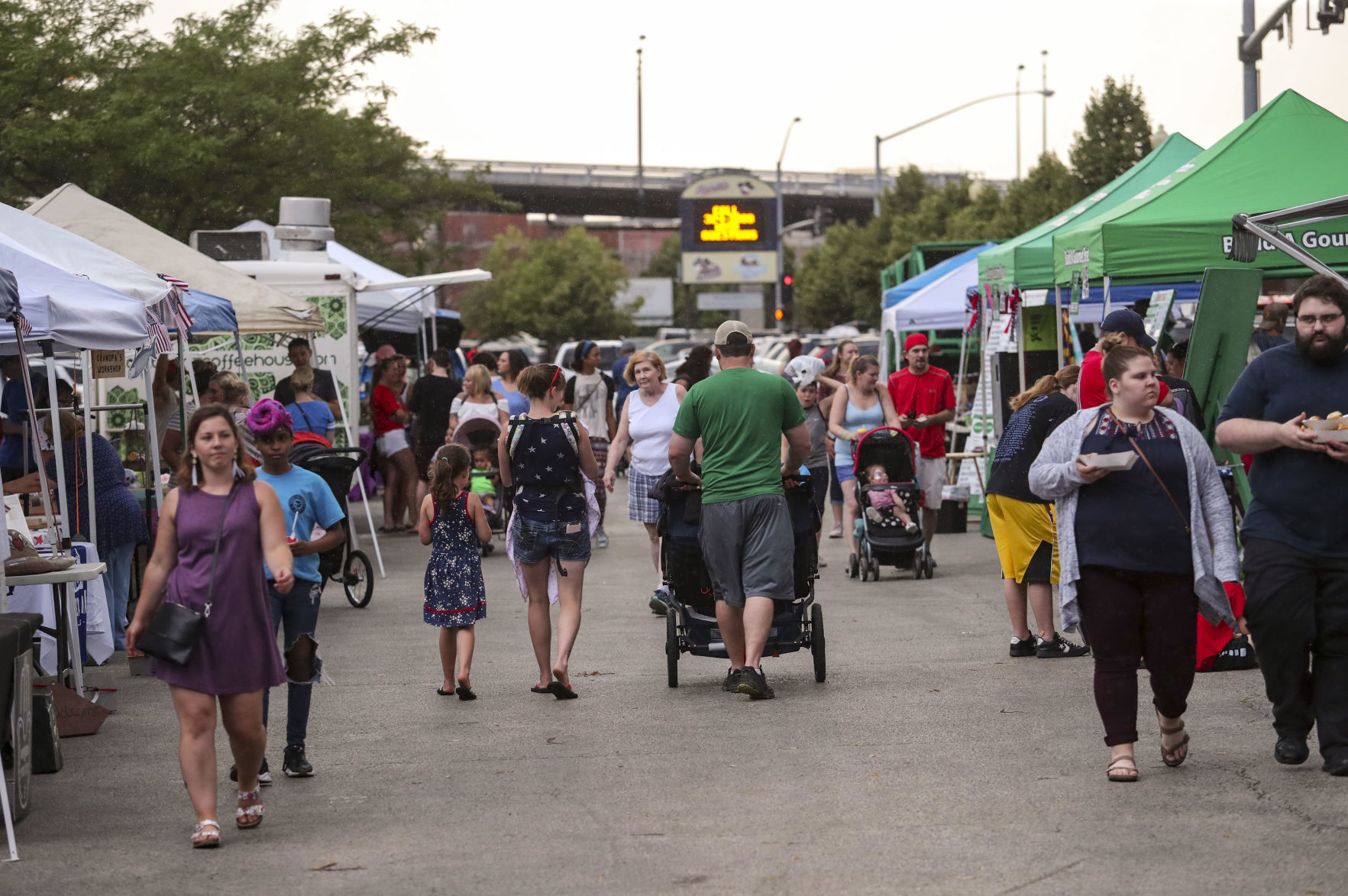 070419-mda-nws-redwhiteboom-026